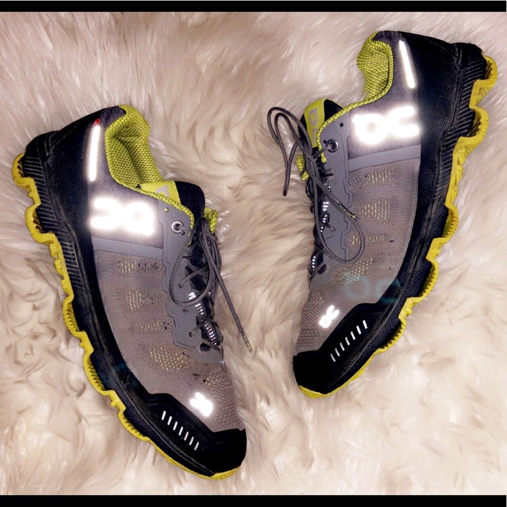 ON RUNNING Men’s Cloudsurfer Running Sneaker